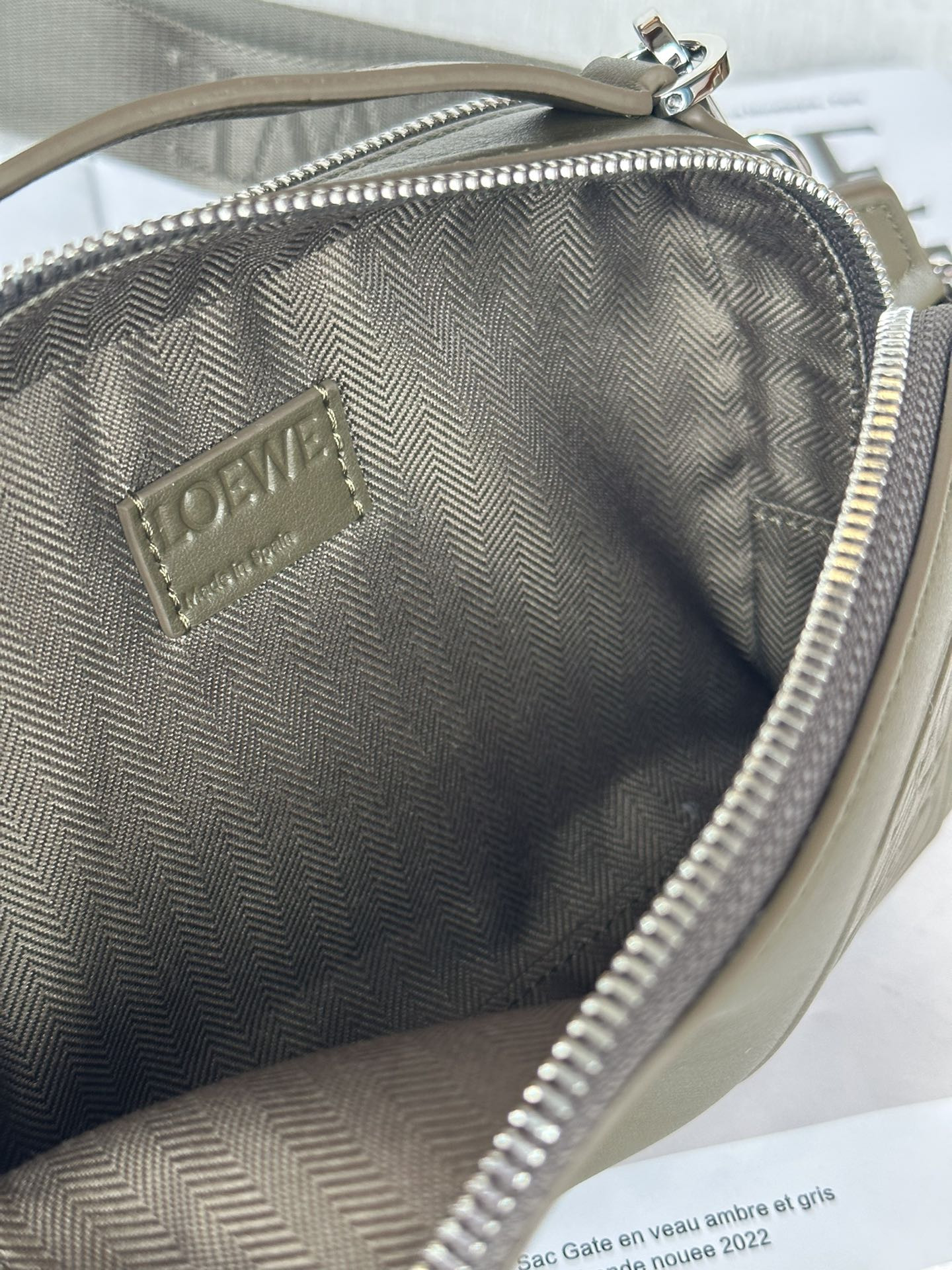 L0ew* mini camera crossbody bag in satin calfskin 13x18x8.5cm