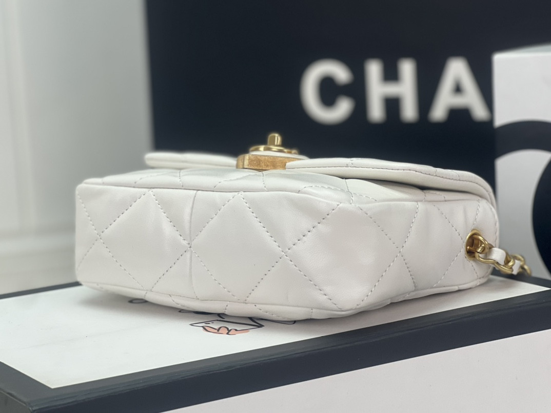 Ch*el flap handbag cf 18x13.5x5.5cm