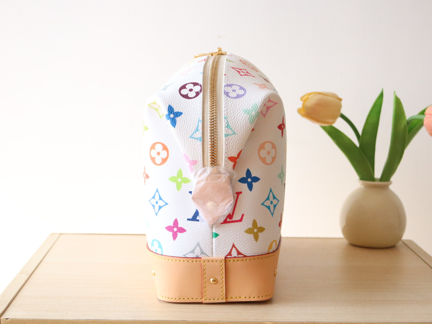 LV  POCHETTE COSMÉTIQUE M13743 27x18x9cm