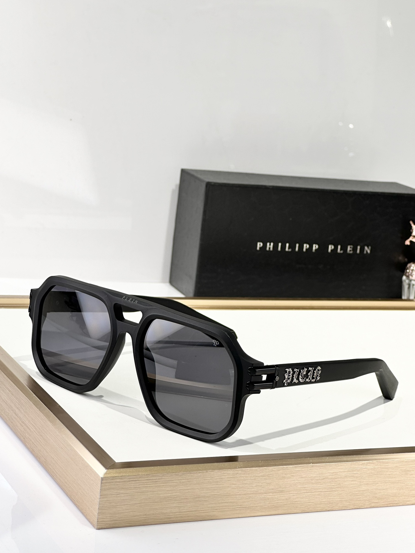 Philipp Plein Glasses Spp138 57-22-145