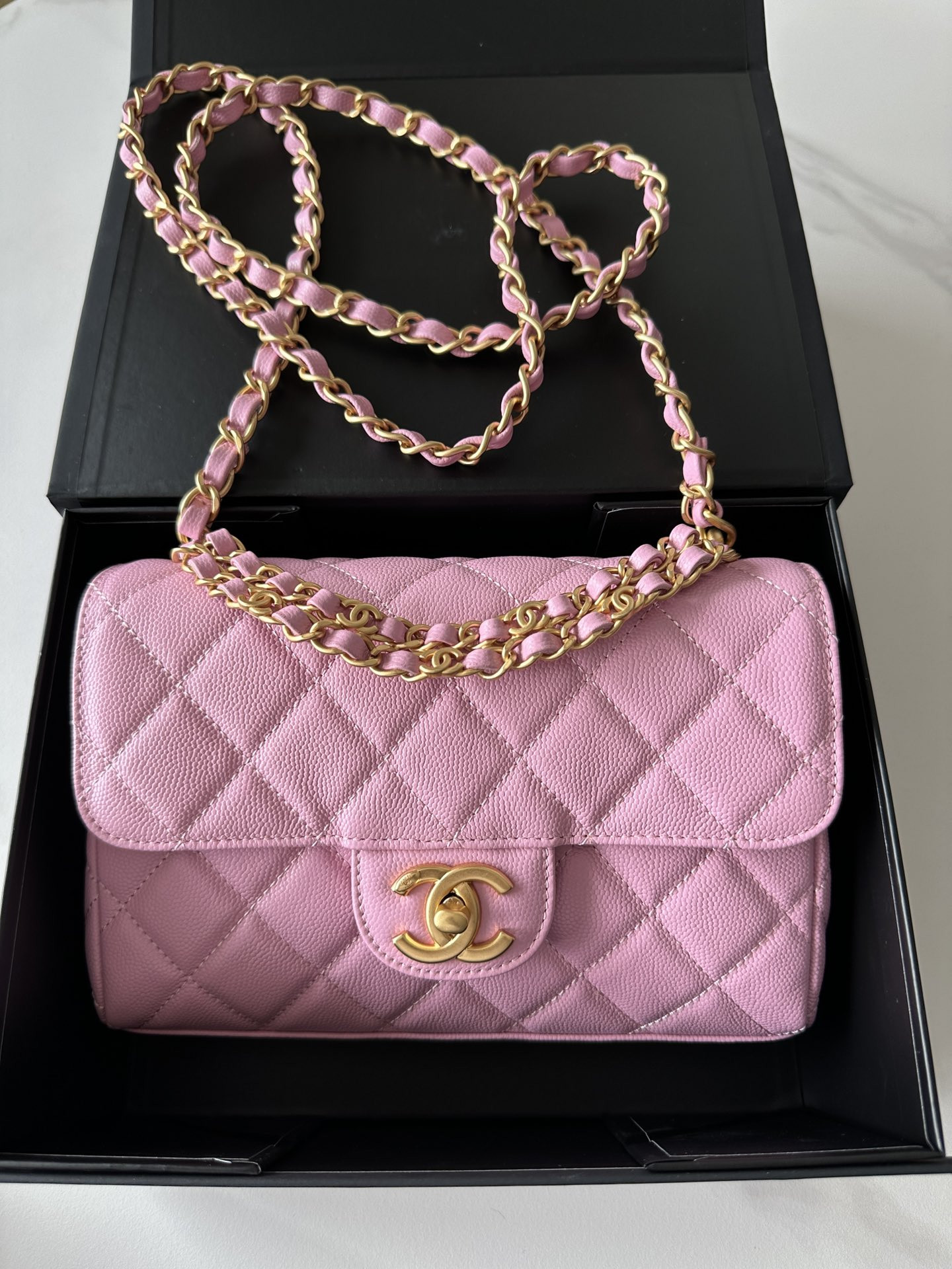 Ch*el small flap 22 x14.5 x7cm