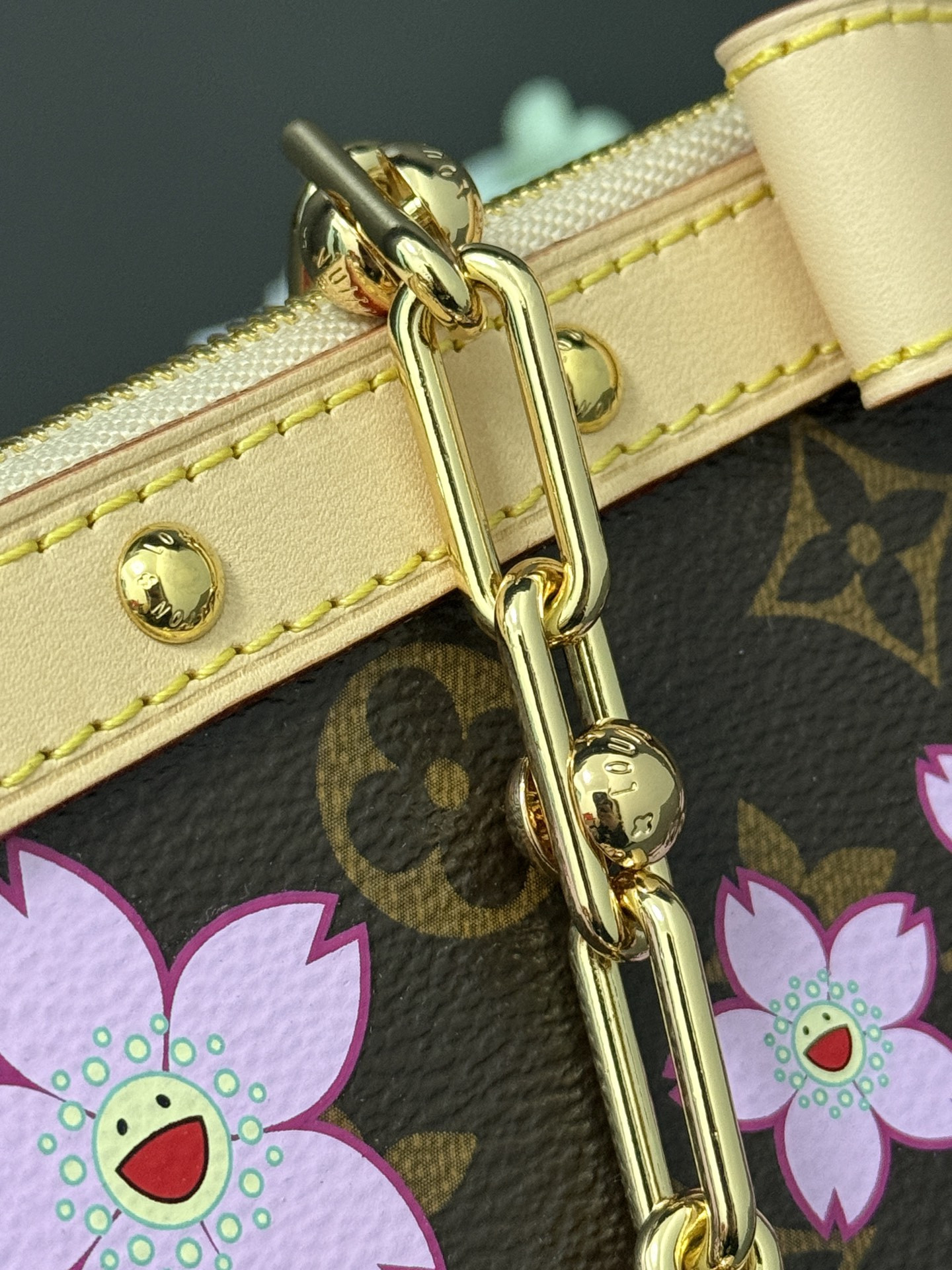 LV × TM Pochette Accessory M13666 22x13x4cm