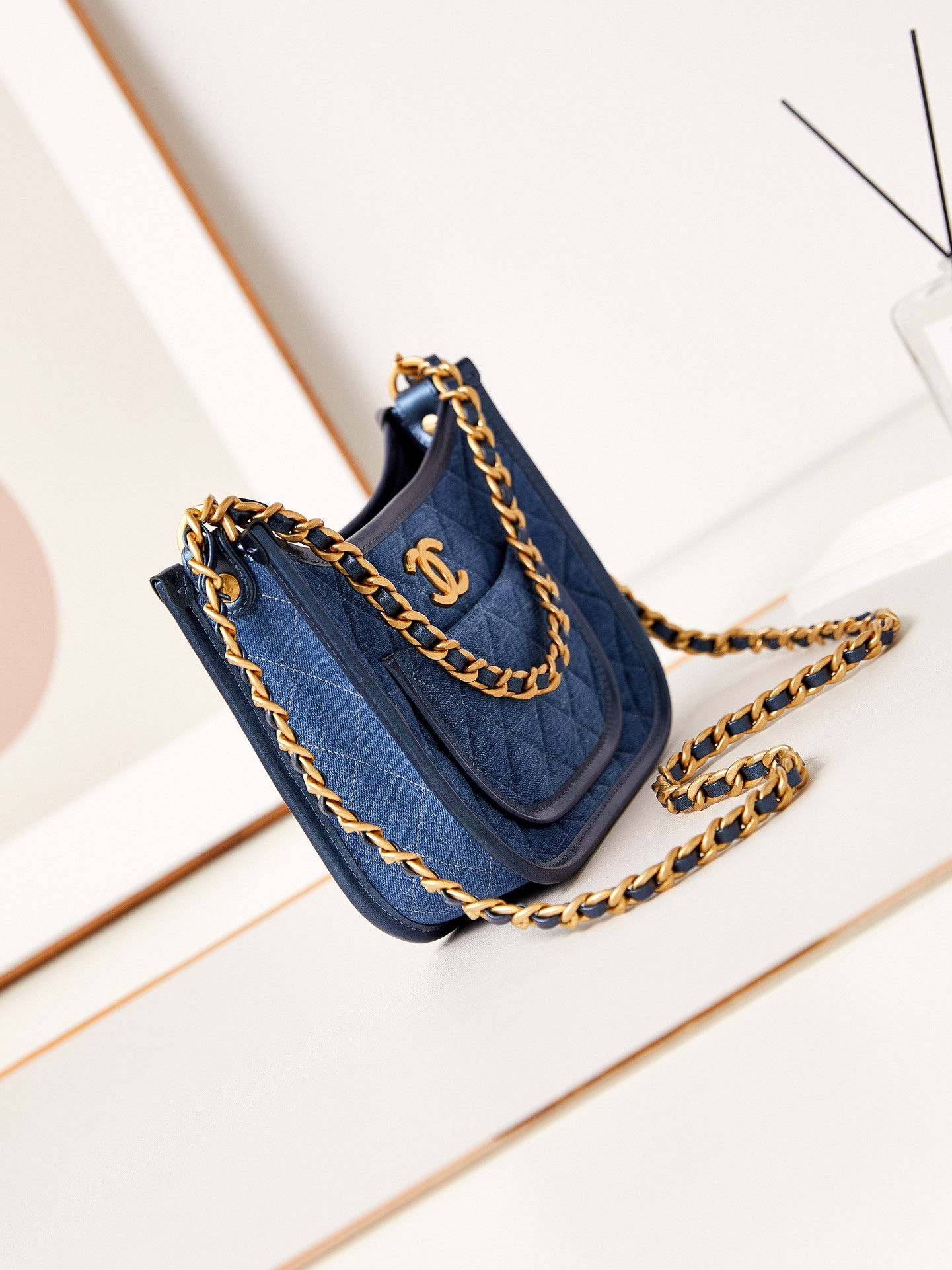 Ch*el 24s denim retro hobo bag 20x24x6cm