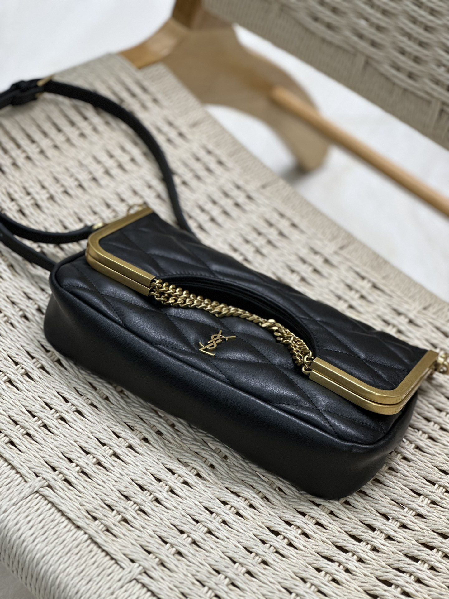 Y*L 87 in quilted lambskin 26x13x5cm
