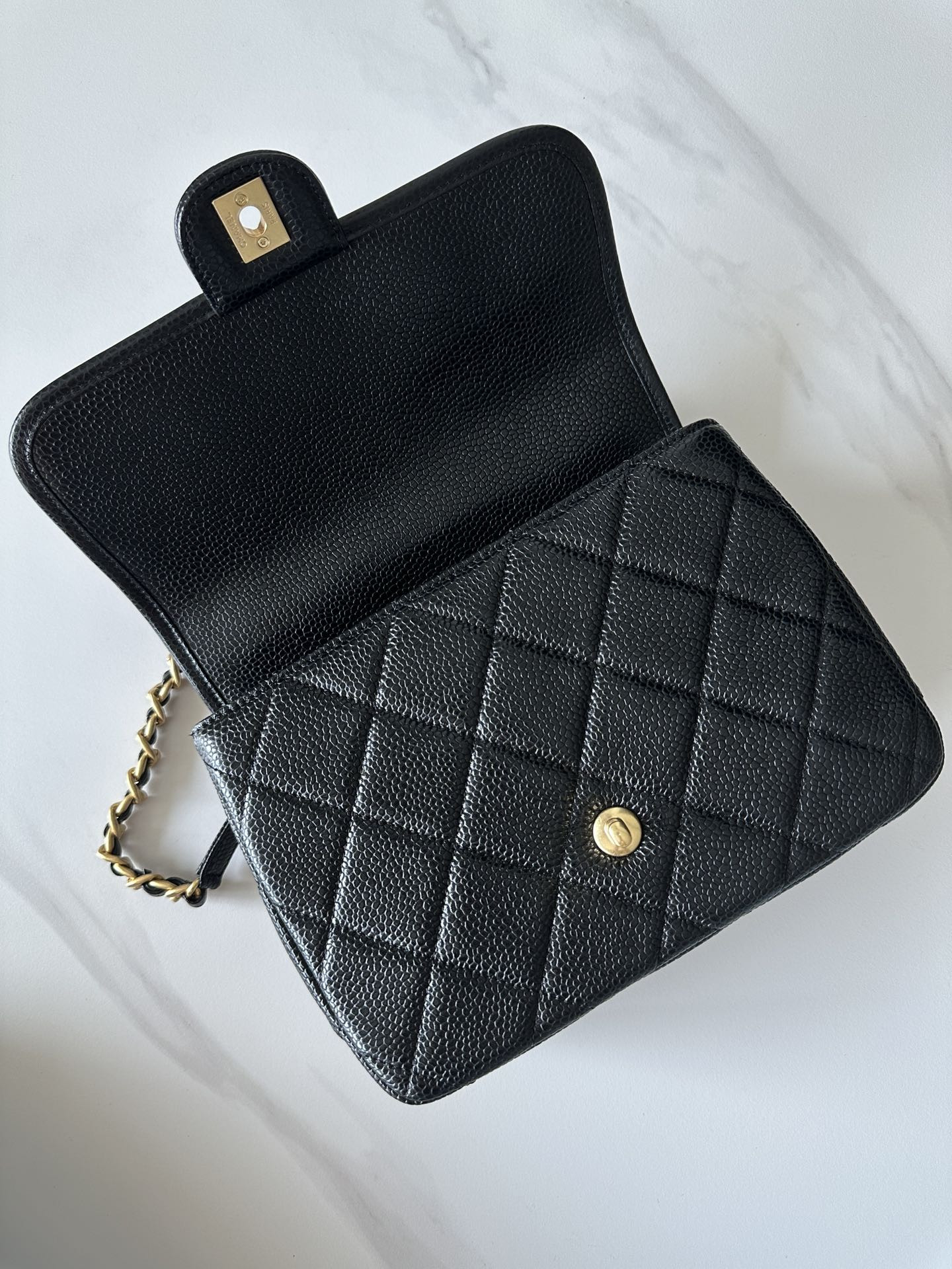 Ch*el backpack as5347 18x24x6cm