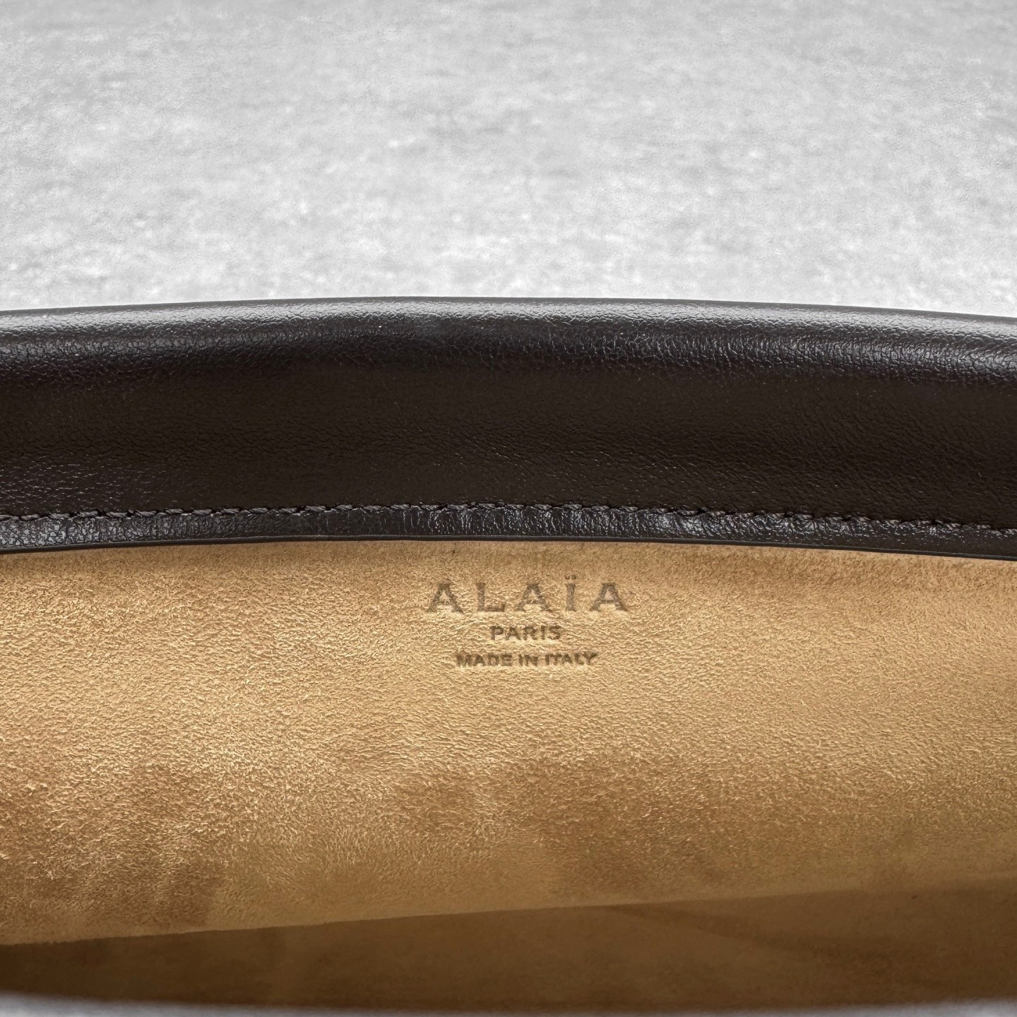 ALAÏA LE CLICK EAST WEST SMALL BAG 25x12.5x7cm