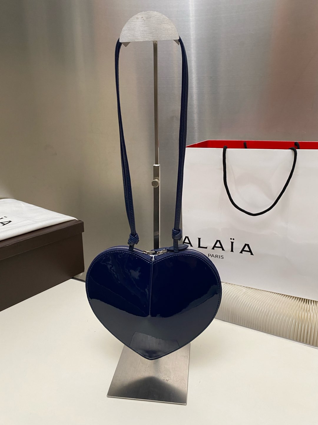 ALAÏA Le Coeur Heart Bag 18.5x20.5x5cm