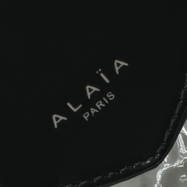 ALAÏA Le Coeur Heart Bag 18.5x20.5x5cm