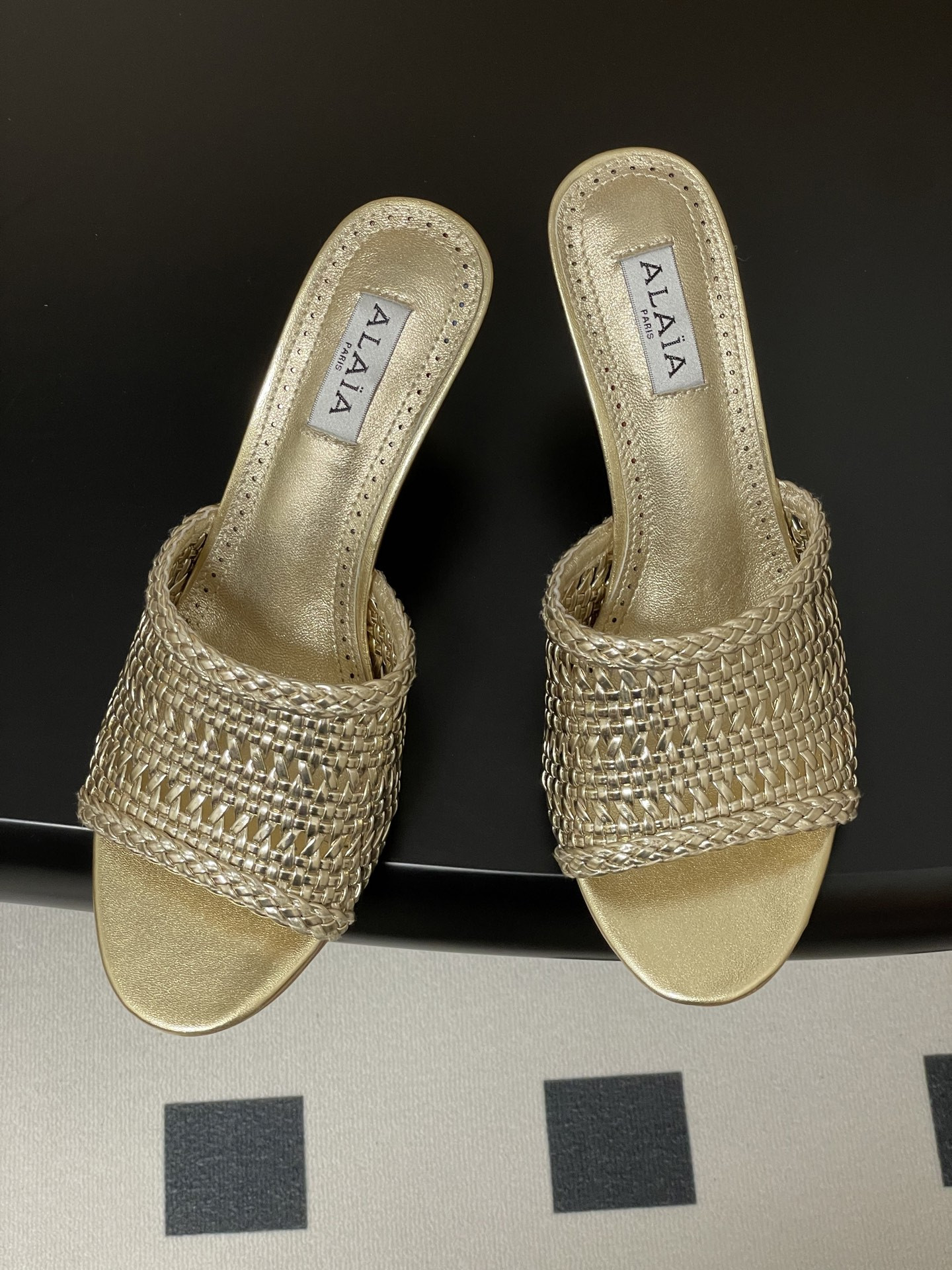 UA Alaia Heeled slippers 7cm Heel(Customized Size 7-10 days production time)
