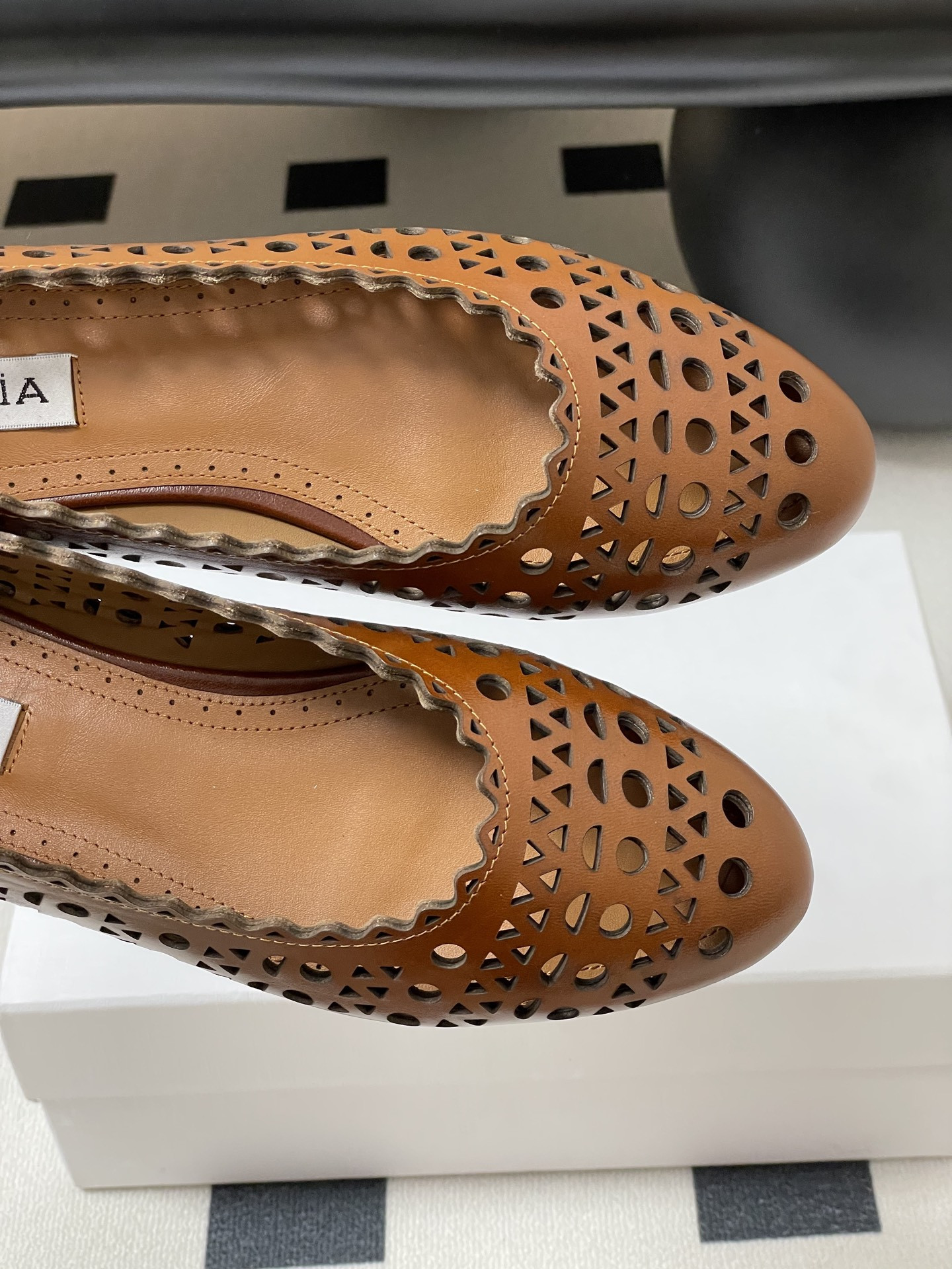 UA Alaïa Laser-cut Leather Ballet Flats(Customized Size 7-10 days production time)