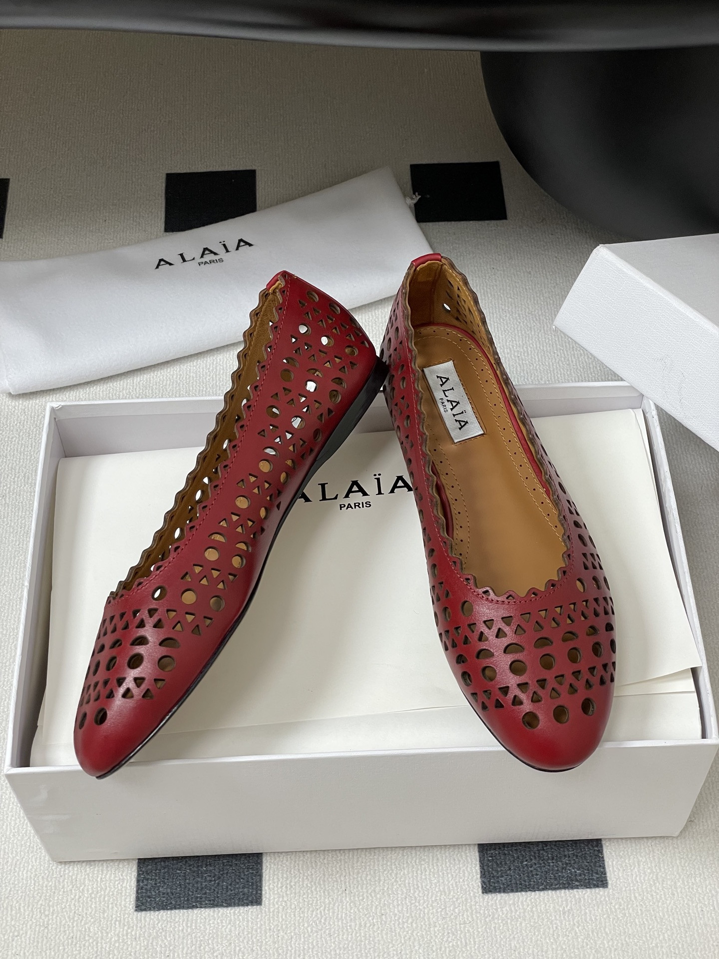 UA Alaïa Laser-cut Leather Ballet Flats(Customized Size 7-10 days production time)