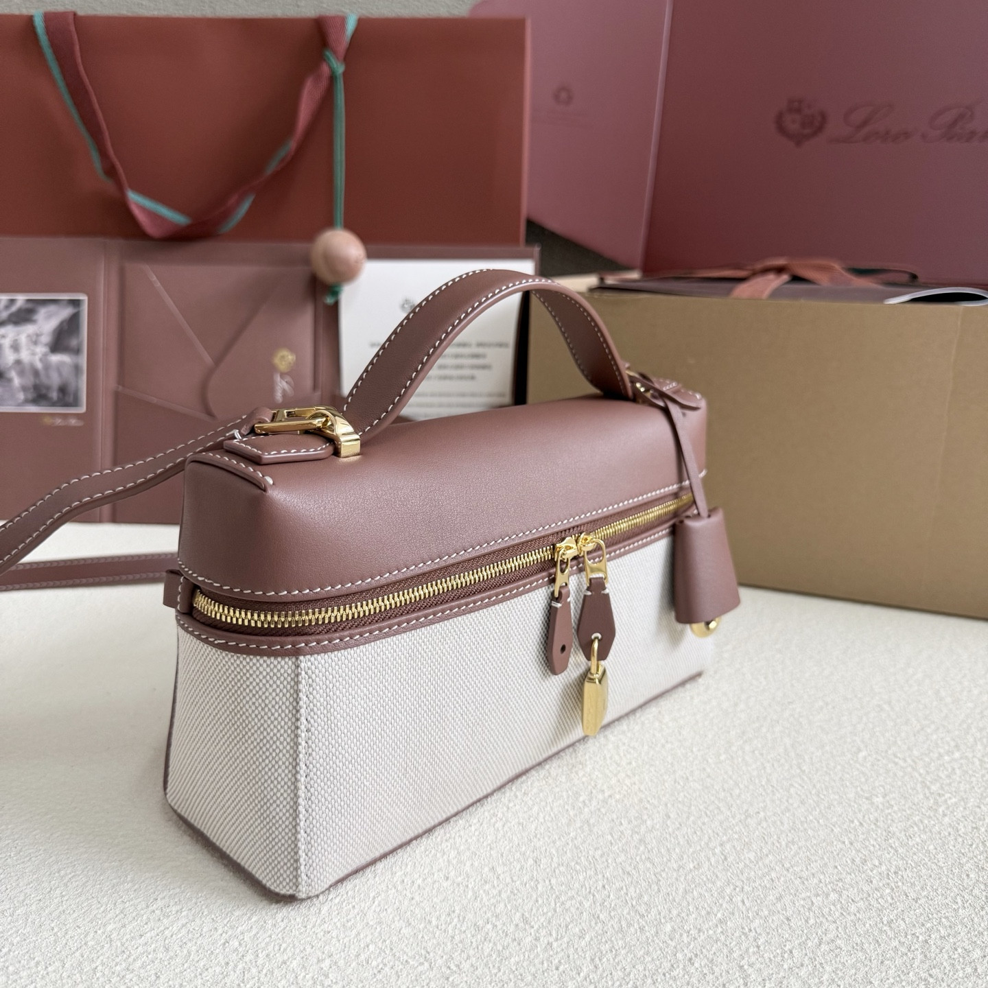 L**o p*ana extra bag l23 23x12x7cm