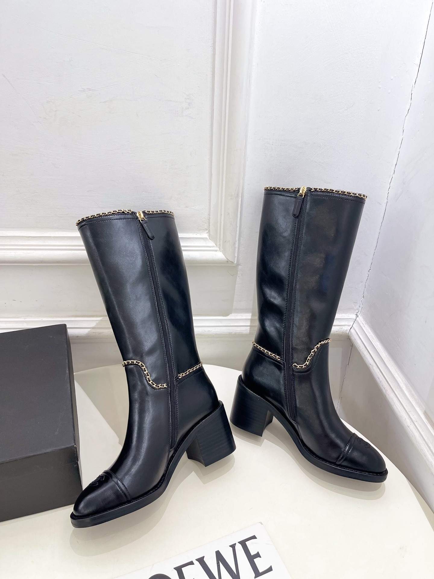 ua Ch*el boots 7cm heel